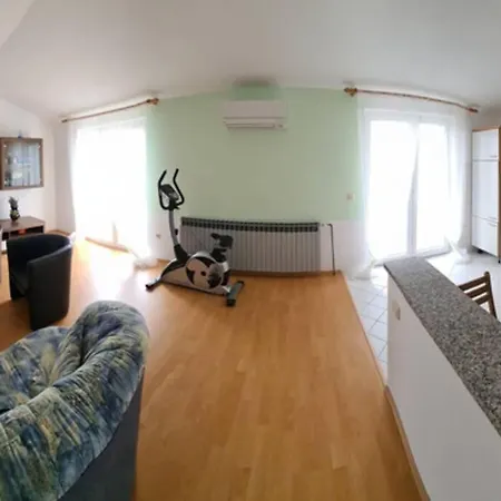 Mitros Apartament *